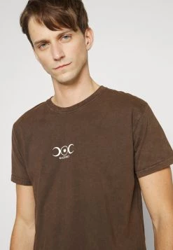 Kaotiko WASHED BRIGHTNESS UNISEX - T-Shirt Print - Brown -Kaotiko || Fire & Glory Populaire Magasin 22aeacefe80a47a798fdcf1d7da75988