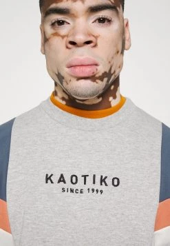 Kaotiko CREW SEATTLE - Sweatshirt - Grey Vigore/prusia Blue - Herren -Kaotiko || Fire & Glory Populaire Magasin 64dcc8586cf64d70a49038753a0d7bed