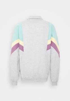 Kaotiko UNISEX CREW JEAN - Sweatshirt - Grey -Kaotiko || Fire & Glory Populaire Magasin 66f5804193df4f9595d9b1a5523f54bf