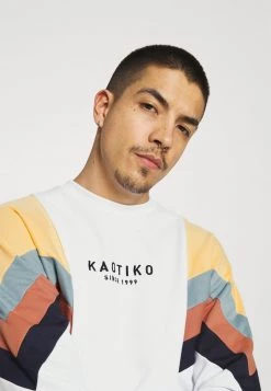 Kaotiko CREW SEATTLE UNISEX - Sweatshirt - White -Kaotiko || Fire & Glory Populaire Magasin 819fa96e088b45cc8e02a43b2706cd62
