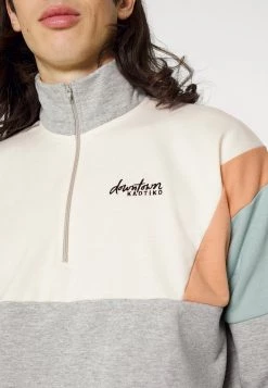 Kaotiko CREW COLIN - Sweatshirt - Grey - Herren -Kaotiko || Fire & Glory Populaire Magasin 9bd410fdd08347ff9dc74387e1620a7f