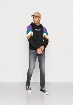 Kaotiko CAP EWAN UNISEX - Kapuzenpullover - Black/purple/jade -Kaotiko || Fire & Glory Populaire Magasin ab71fedce8ba45d6bf23b08ce4ca1031