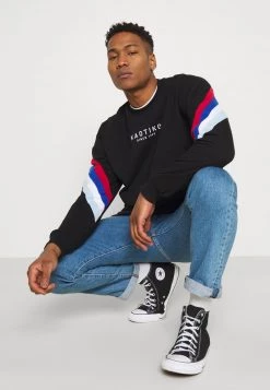 Kaotiko UNISEX CREW WALKER - Sweatshirt - Black -Kaotiko || Fire & Glory Populaire Magasin ba491e136c1d40348ac217d1e6fdc02a