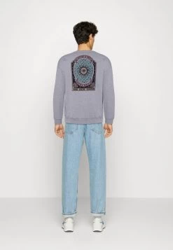 Kaotiko CREW NEW ORDER - Sweatshirt - Grey - Herren 9 Kaotiko CREW NEW ORDER - Sweatshirt - Grey - Herren -Kaotiko || Fire & Glory Populaire Magasin bc11d44dcbb54e549d65680a58ee7a9b