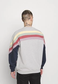 Kaotiko CREW WALKER UNISEX - Sweatshirt - Gris 12 Kaotiko CREW WALKER UNISEX - Sweatshirt - Gris -Kaotiko || Fire & Glory Populaire Magasin ce14f0a209db48c49f99052a65d9eb9f