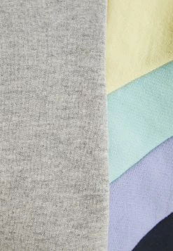 Kaotiko CREW SEATTLE - Sweatshirt - Grey/yellow/green/grape/navy - Unisex 16 Kaotiko CREW SEATTLE - Sweatshirt - Grey/yellow/green/grape/navy - Unisex -Kaotiko || Fire & Glory Populaire Magasin d4e409a6f169442fbde3c045d96cfbd7