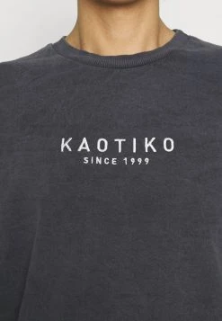Kaotiko CREW WASHED ALAN - Sweatshirt - Black - Herren -Kaotiko || Fire & Glory Populaire Magasin e4546eb83df6433a92c3240e455503f6