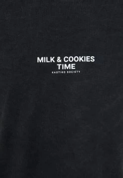 Kaotiko WASHED MILK AND COOKIES - T-Shirt Print - Black - Unisex 7 Kaotiko WASHED MILK AND COOKIES - T-Shirt Print - Black - Unisex -Kaotiko || Fire & Glory Populaire Magasin f3135f551cff45a88d7767cf70888c58