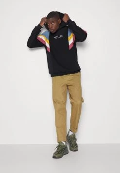 Kaotiko SUD CAP EWAN - Sweatshirt - Black/blue/mostaza/marfil/burgundy - Herren -Kaotiko || Fire & Glory Populaire Magasin f48f92c20c7840c7bc4ffe976c94e066