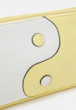 Fire & Glory - Damen BELLA SHOULDER - Handtasche - Pale Banana -Kaotiko || Fire & Glory Populaire Magasin f956ce41e8a7480cb0a889856bcce22d